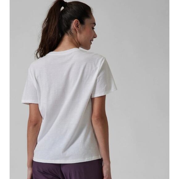 Athleta Daily Relaxed Artist Graphic White Tee Size 2X NWT - Picture 3 of 6
